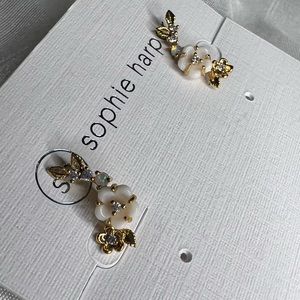 Sophie Harper Ditzy Floral Ear Climbers in Gold